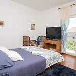 Apartments Anica